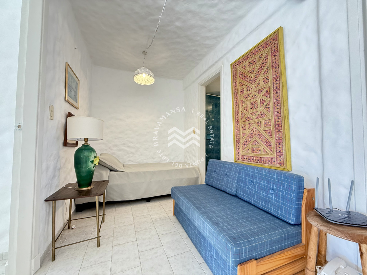 Apartamento ID.596 - Apartamento en venta – Edificio Simón Bolívar, Punta del Este