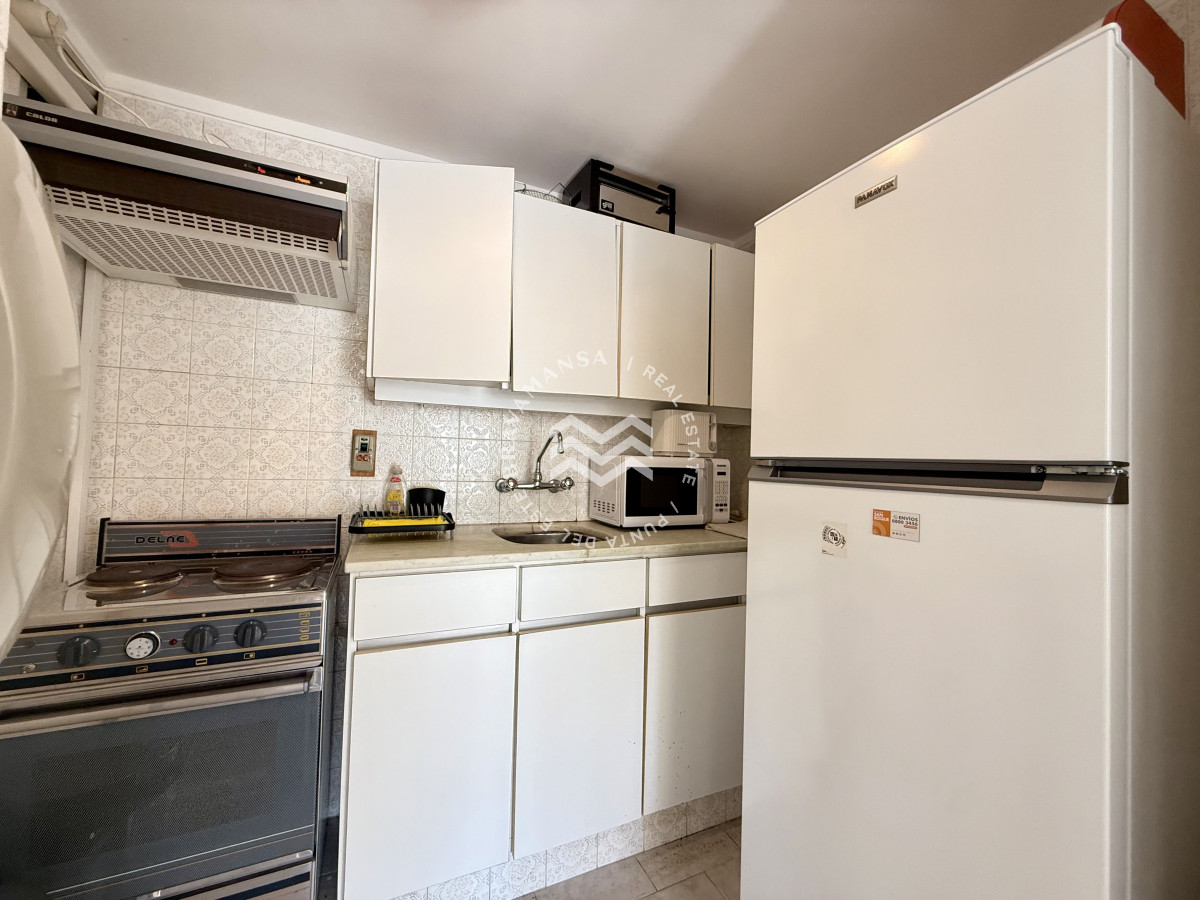 Apartamento ID.596 - Apartamento en venta – Edificio Simón Bolívar, Punta del Este