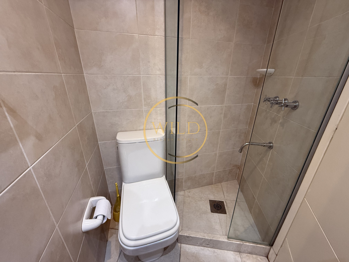 Apartamento ID.2313 - edificio Torre O en playa brava.