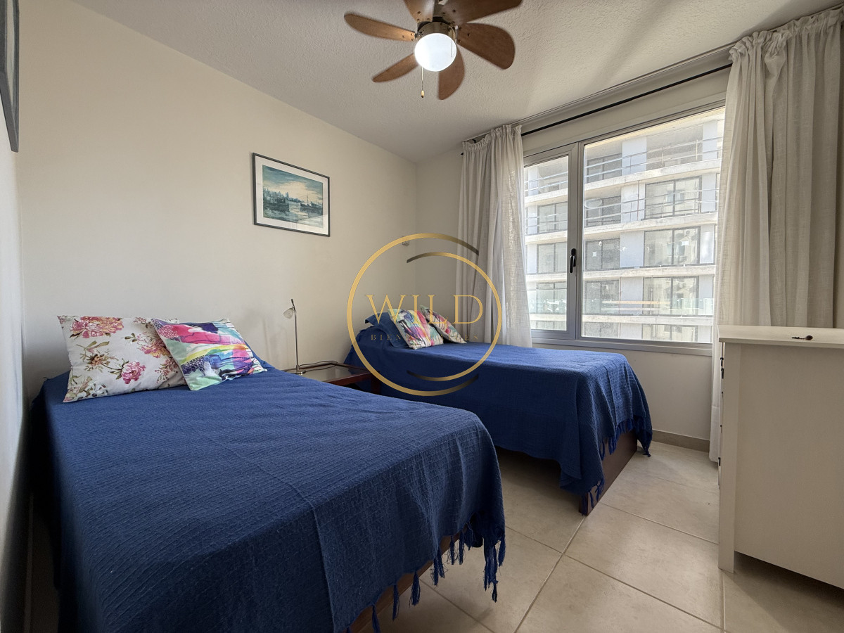 Apartamento ID.2313 - edificio Torre O en playa brava.