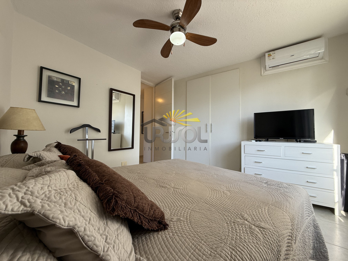 Apartamento ID.80 - edificio Torre O en playa brava.