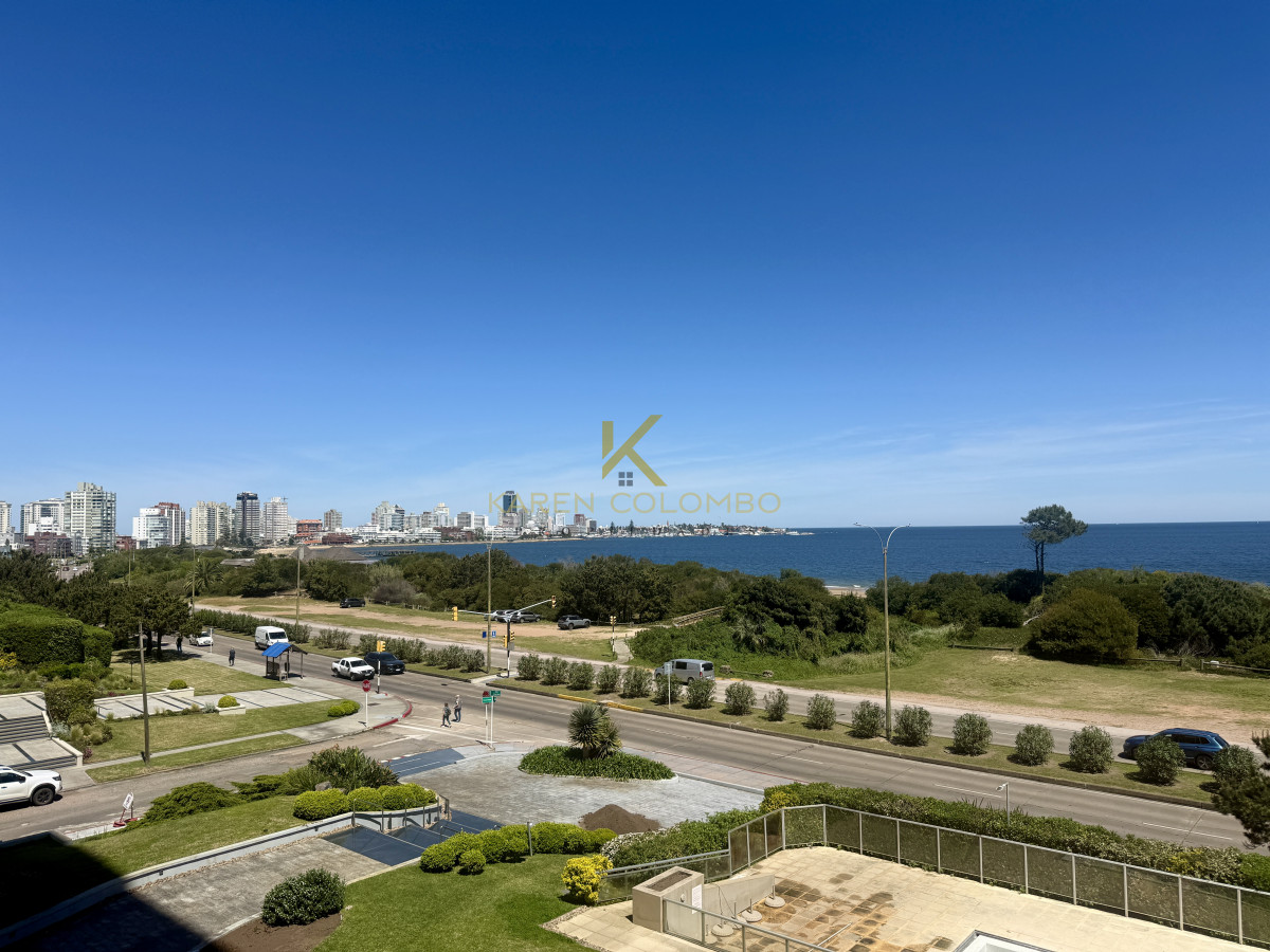 Apartamento ID.21095021 - DIVINO IMPECABLE CON SERVICIOS