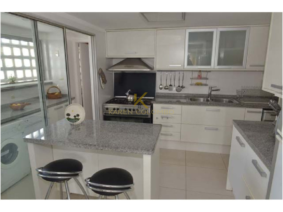 Apartamento ID.21095021 - DIVINO IMPECABLE CON SERVICIOS