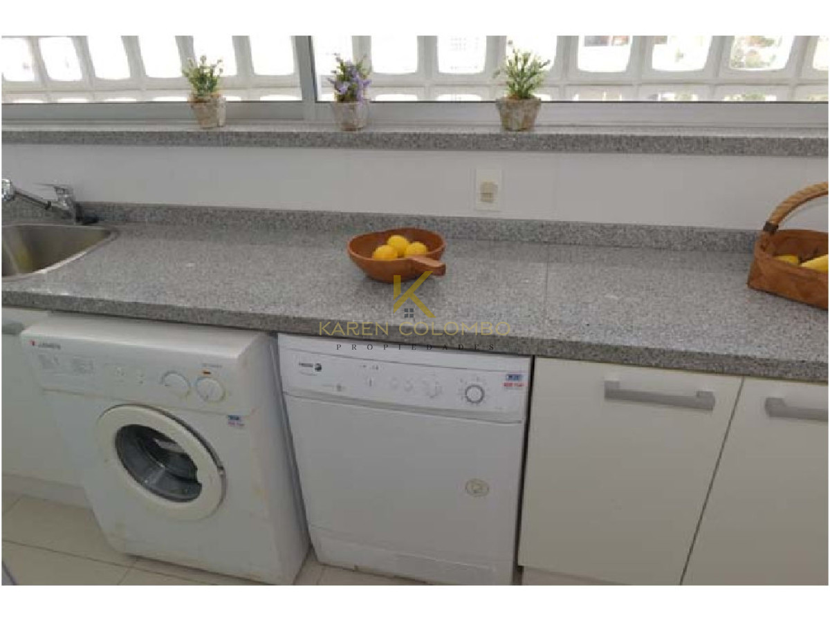 Apartamento ID.21095021 - DIVINO IMPECABLE CON SERVICIOS