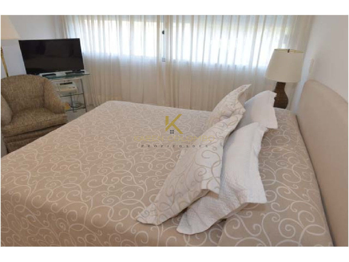 Apartamento ID.21095021 - DIVINO IMPECABLE CON SERVICIOS