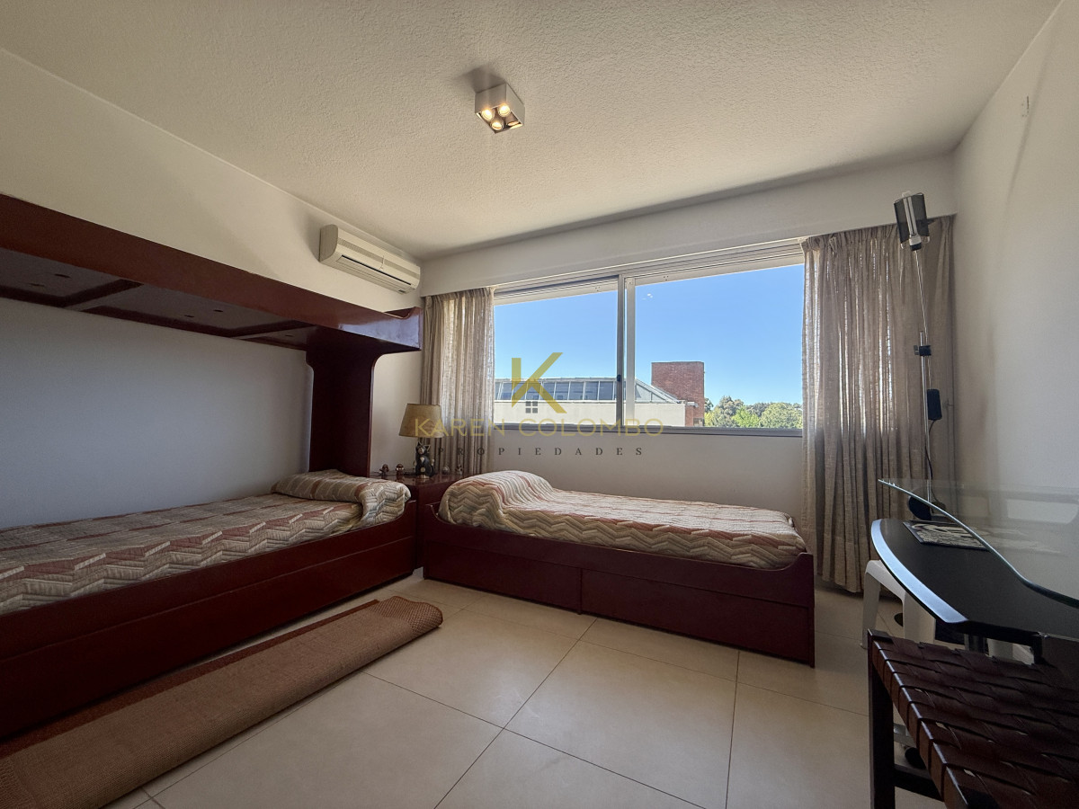 Apartamento ID.21095021 - DIVINO IMPECABLE CON SERVICIOS
