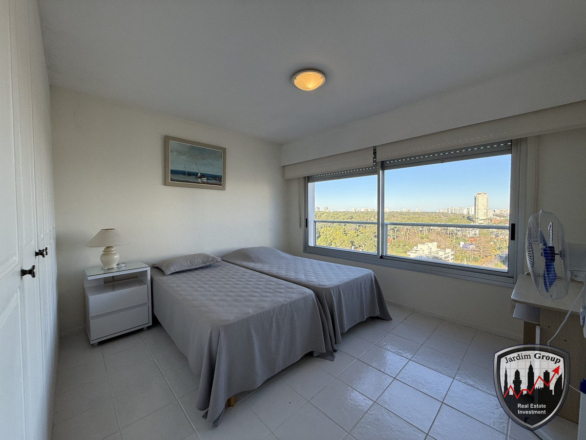Apartamento ID.7143 - Apartamento en Venta – Lincoln Center Torre Wilson, Punta del Este