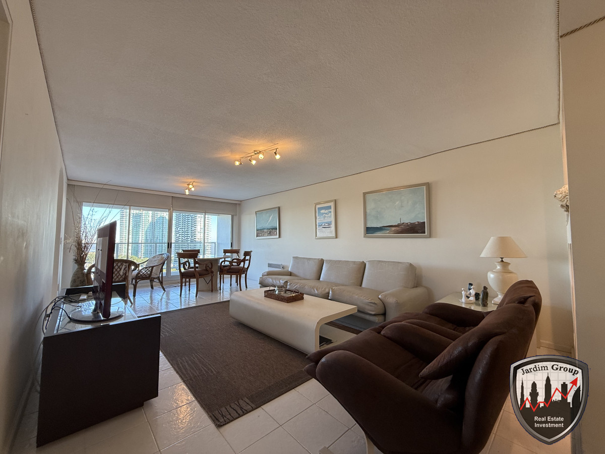 Apartamento ID.7143 - Apartamento en Venta – Lincoln Center Torre Wilson, Punta del Este