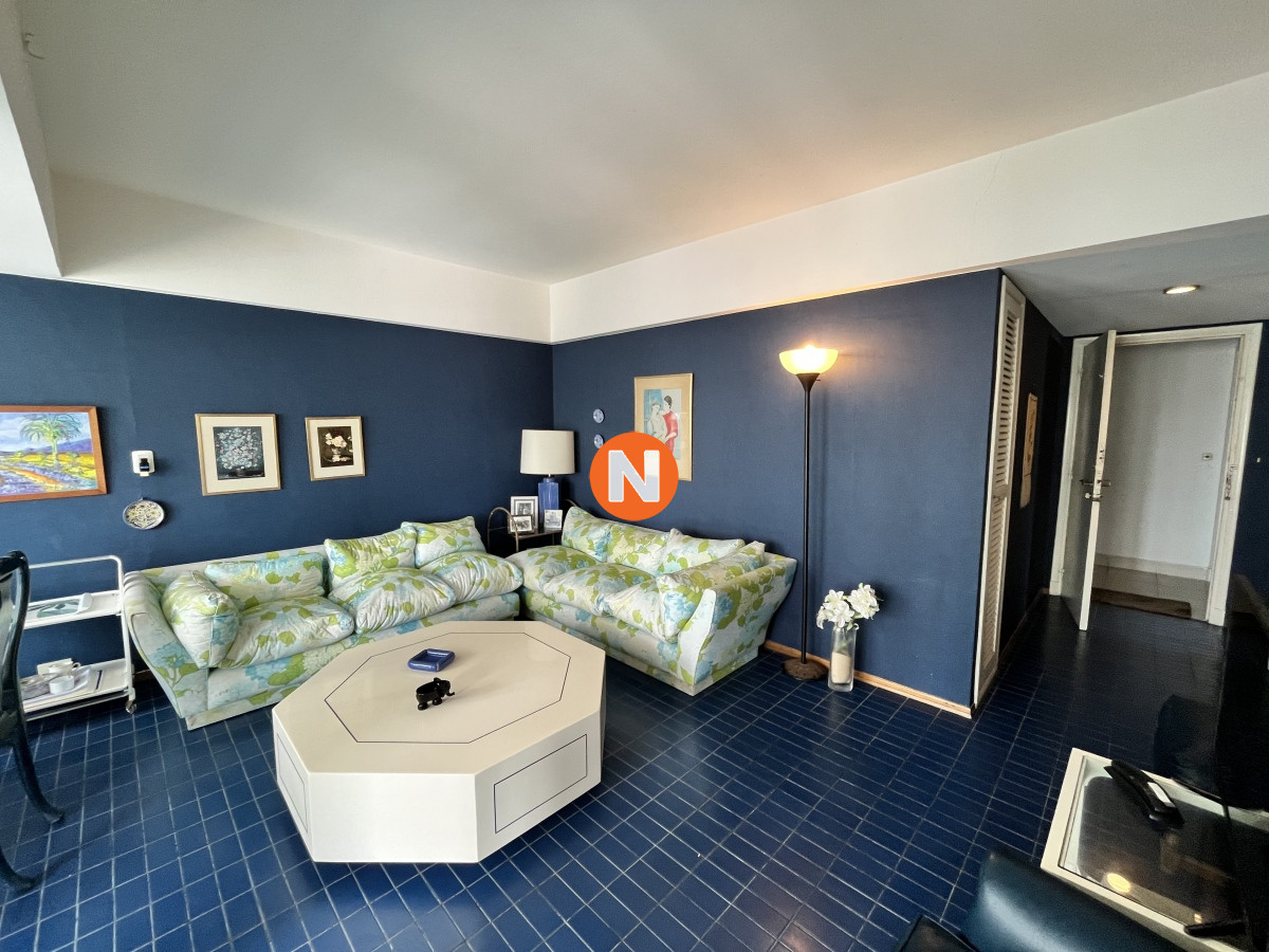 Apartamento Ref.222271 - Apartamento de 2 dormitorios en Peninsula Punta del este 