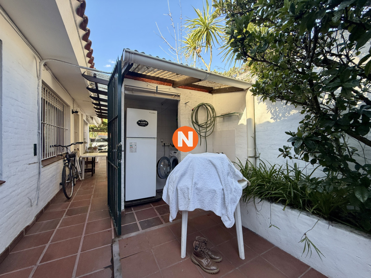 Casa Ref.225914 - CASA EN VENTA - BARRIO CANTEGRIL, AV. CÓRDOVA
