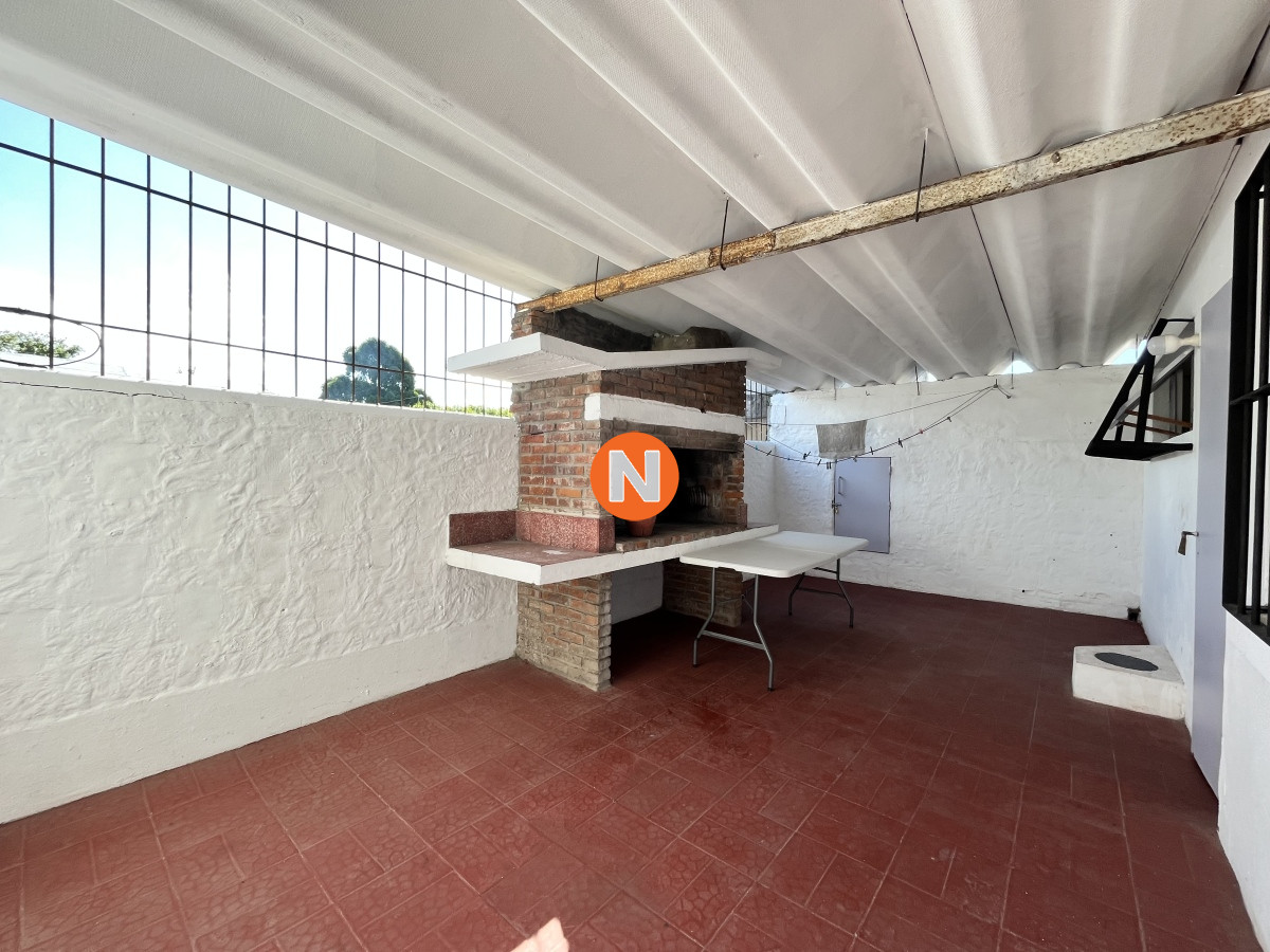 Local Ref.222291 - GRAN LOCAL EN VENTA EN MALDONADO
