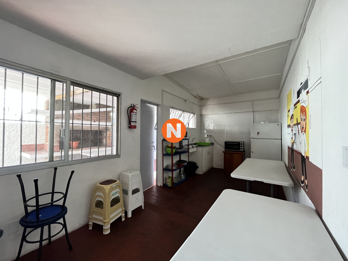 Local Ref.222291 - GRAN LOCAL EN VENTA EN MALDONADO