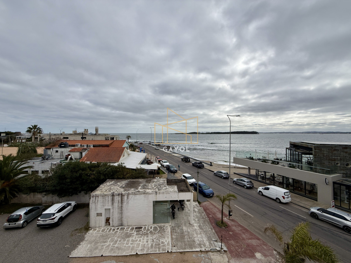 Apartamento ID.1307 - Apartamento en venta en Edificio Dársena frente al puerto de Punta del este