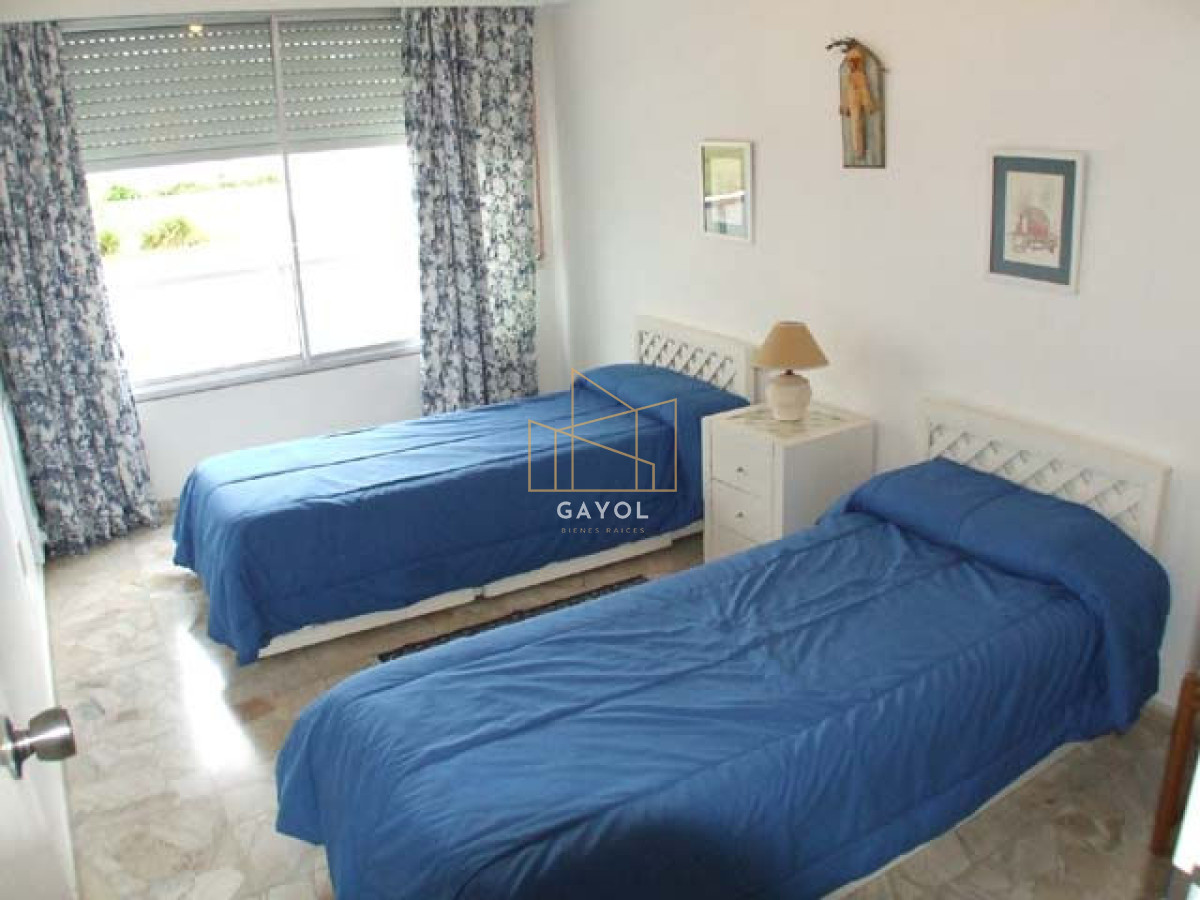 Apartamento ID.817 - Oportunidad Única  sobre el mar