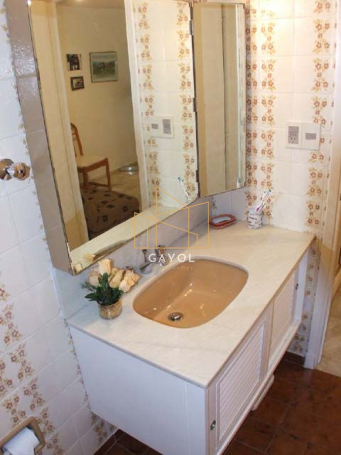 Apartamento ID.817 - Oportunidad Única  sobre el mar