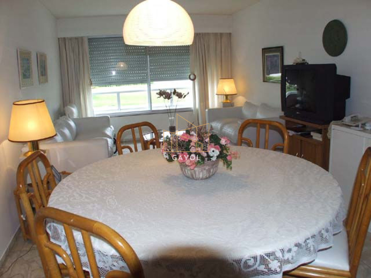 Apartamento ID.817 - Oportunidad Única  sobre el mar