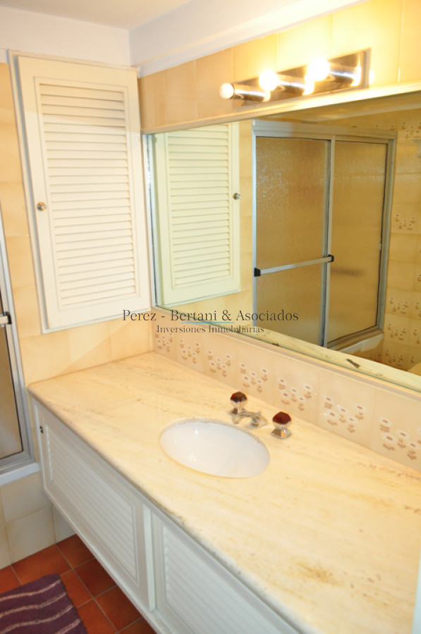 Apartamento ID.286 -  Venta Apartamento en Brava 3 dormitorios  Primera linea