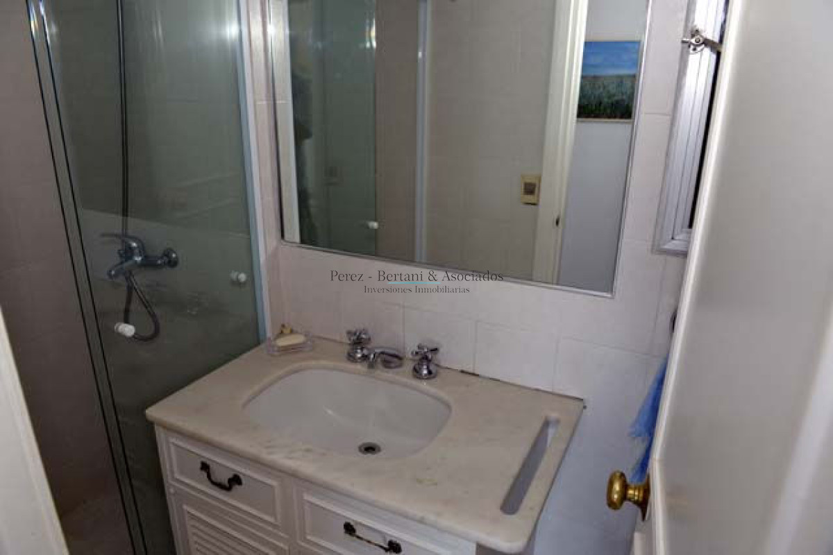 Apartamento ID.255 -   Venta Apartamento en Peninsula, 4 dormitorios  