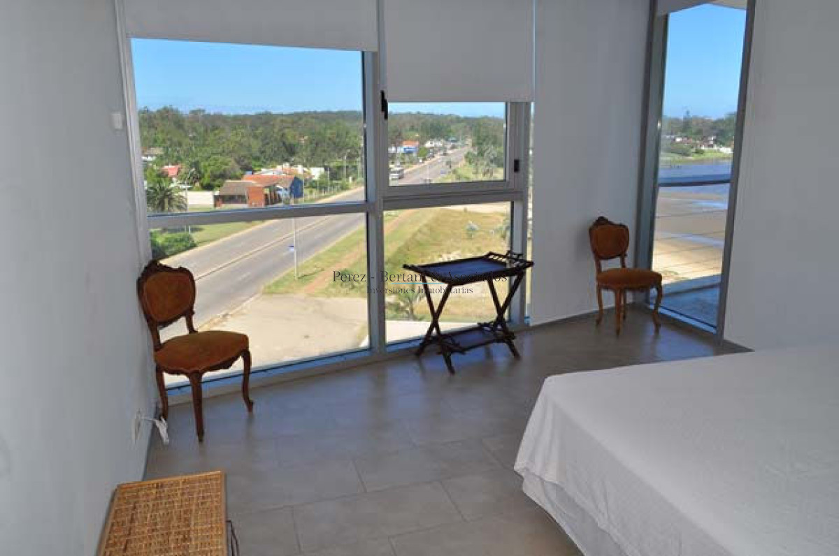 Apartamento ID.1052 -   Excelente ubicación! en la Barra