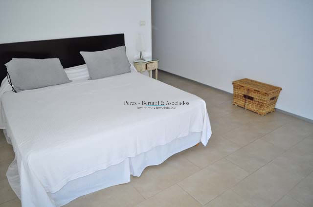 Apartamento ID.1052 -   Excelente ubicación! en la Barra