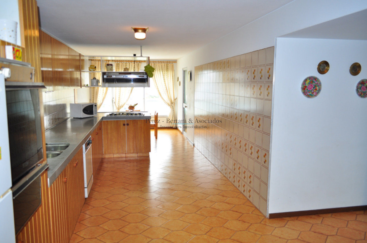 Apartamento ID.286 -  Venta Apartamento en Brava 3 dormitorios  Primera linea