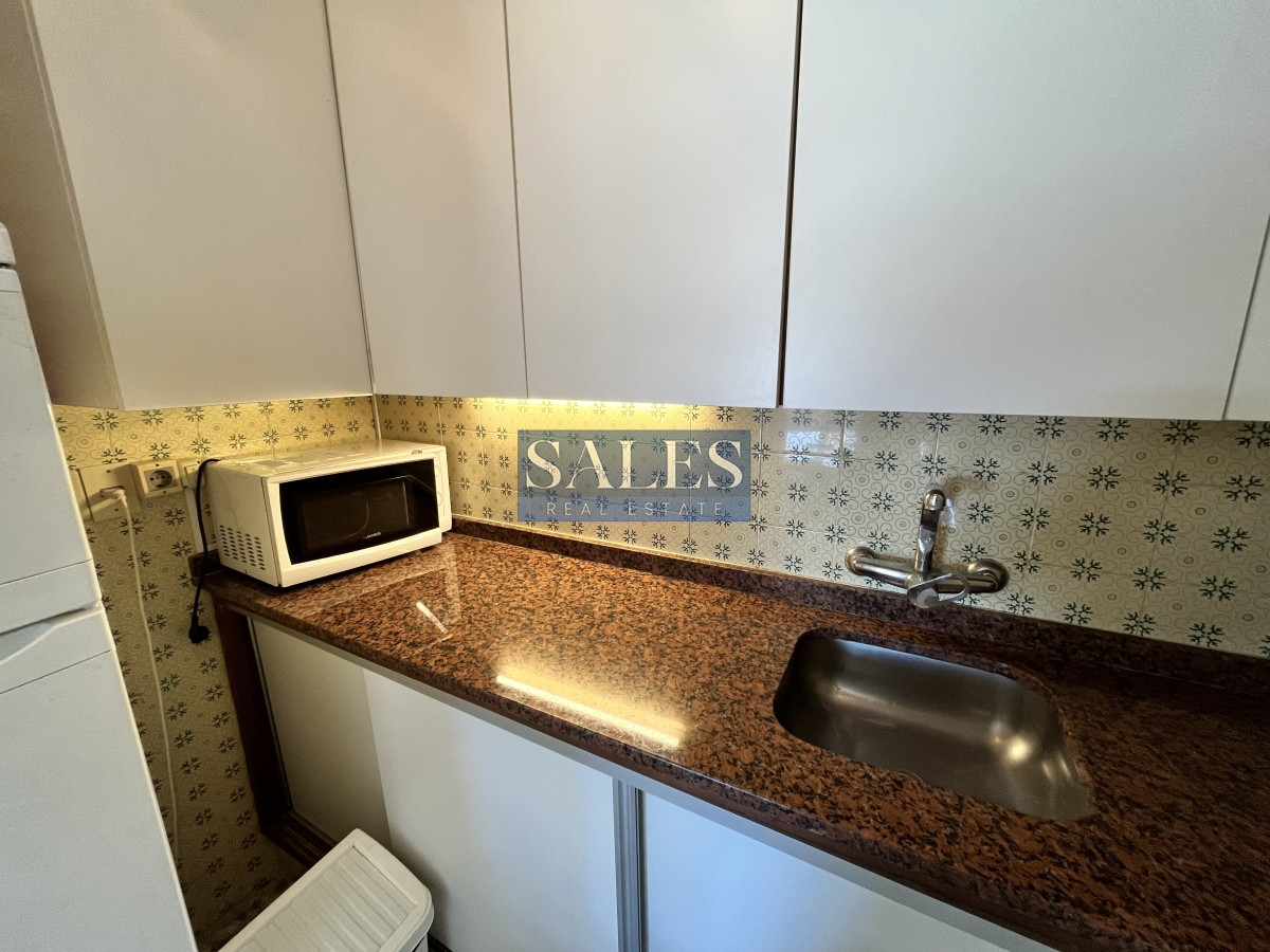Apartamento ID.1204 - Apartamento en Peninsula, 1 dormitorio  y medio 