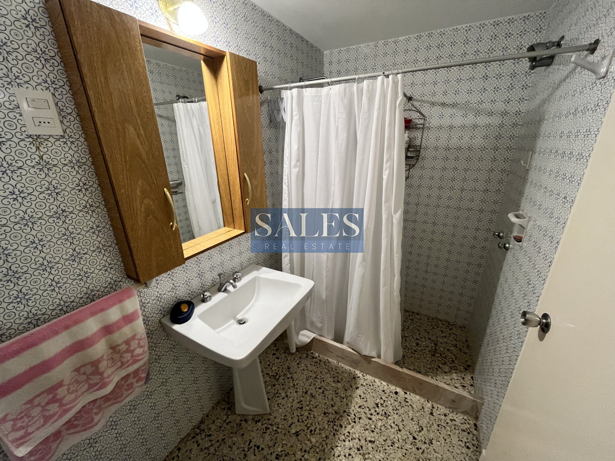 Apartamento ID.1204 - Apartamento en Peninsula, 1 dormitorio  y medio 