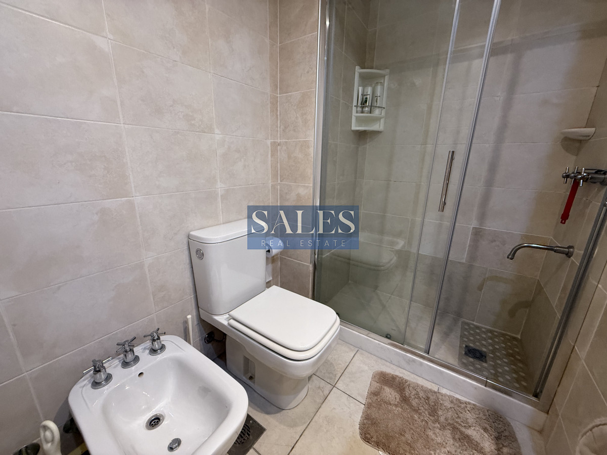 Apartamento ID.207 - Apartamento en venta Playa brava, a metros del mar