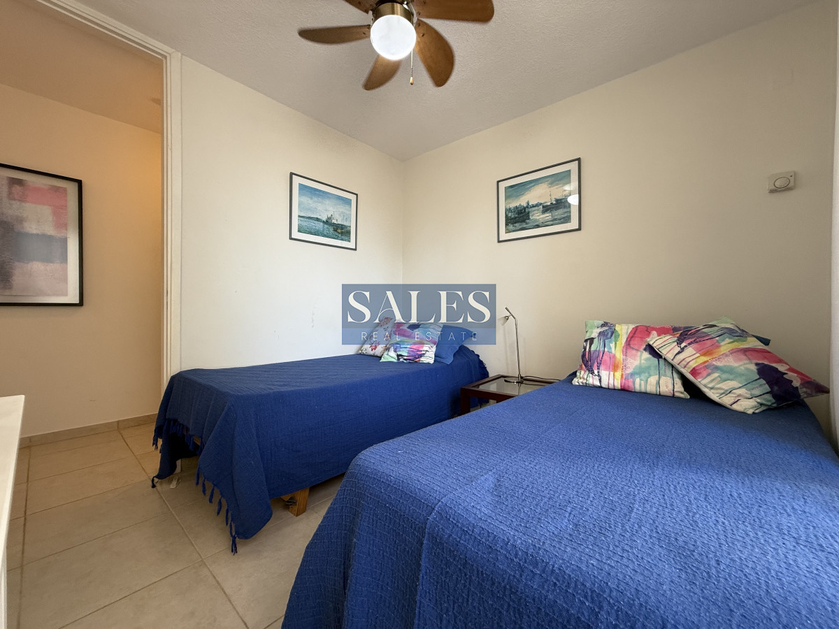 Apartamento ID.207 - Apartamento en venta Playa brava, a metros del mar