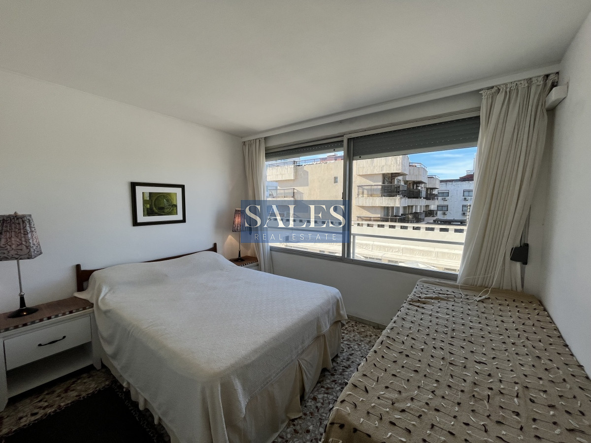 Apartamento ID.1204 - Apartamento en Peninsula, 1 dormitorio  y medio 