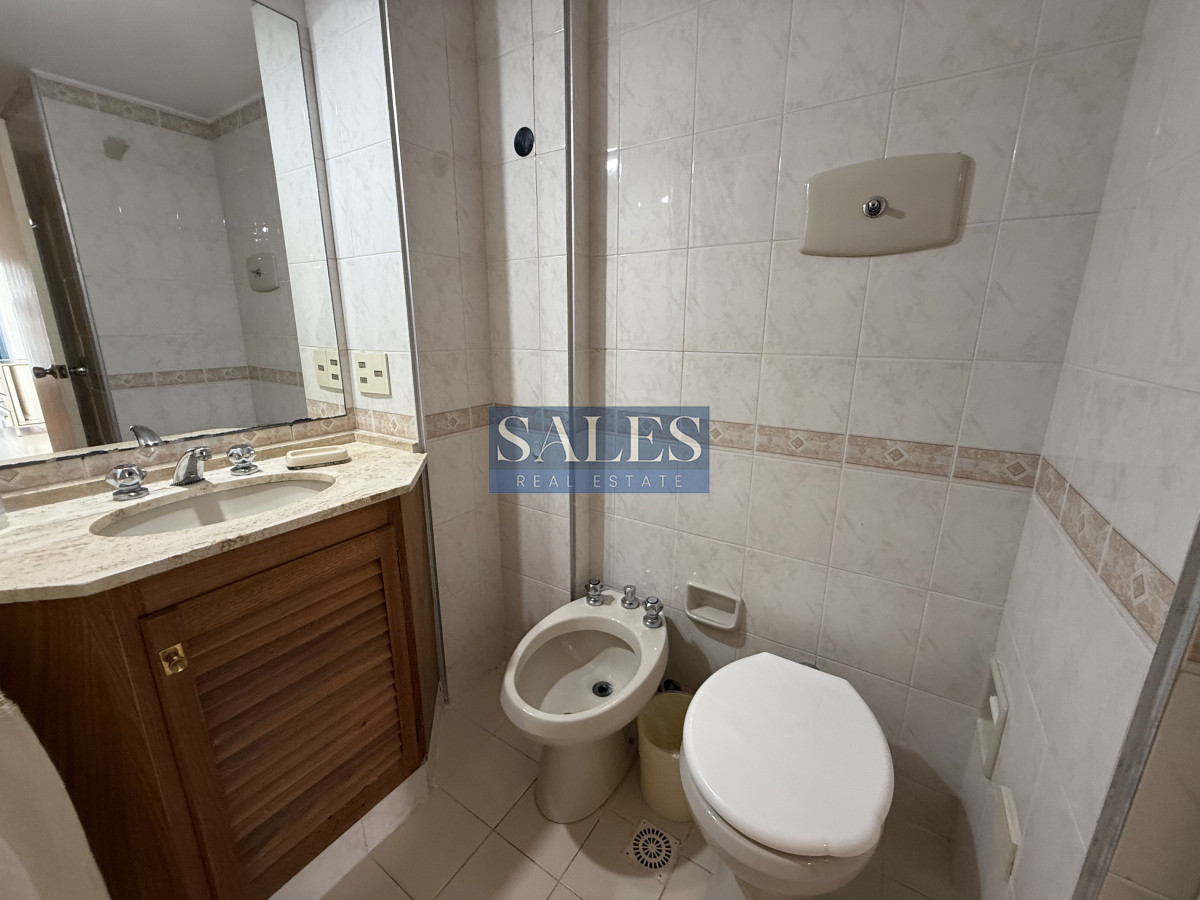 Apartamento ID.1240 - Apartamento en venta dormitorio y medio Punta del Este Torre triángulo Aidy Grill  