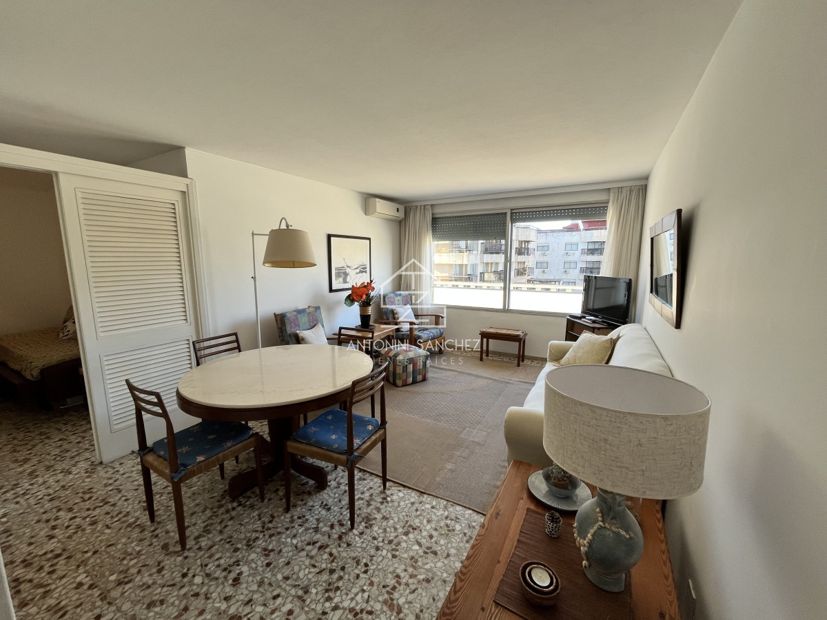Apartamento ID.2032 - Apartamento en Peninsula, 1 dormitorio  y medio 