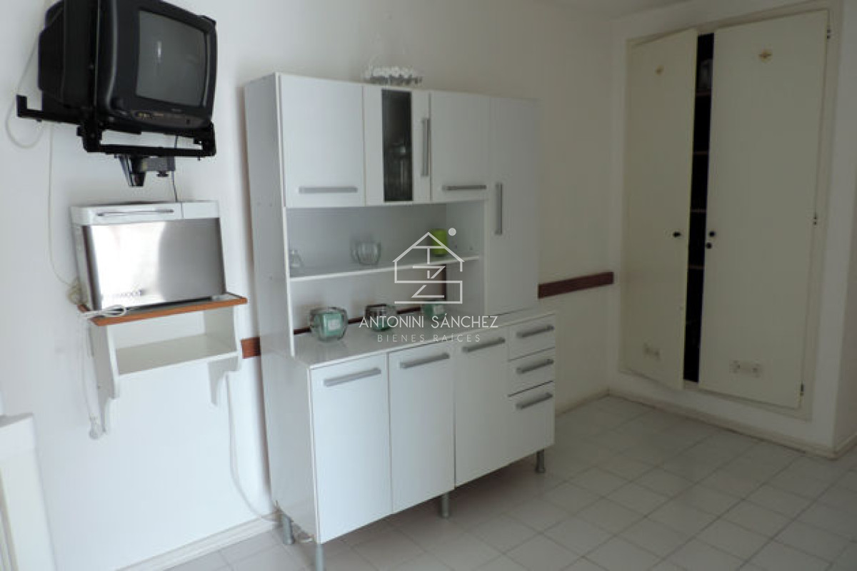 Apartamento ID.2053 - OPORTUNIDAD APARTAMENTO CON EXCELENTES SERVICIOS