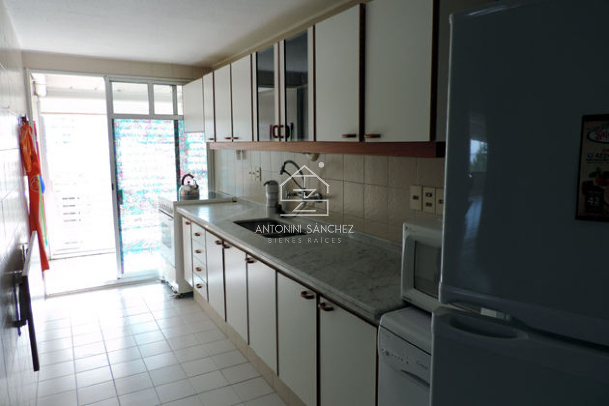 Apartamento ID.2053 - OPORTUNIDAD APARTAMENTO CON EXCELENTES SERVICIOS