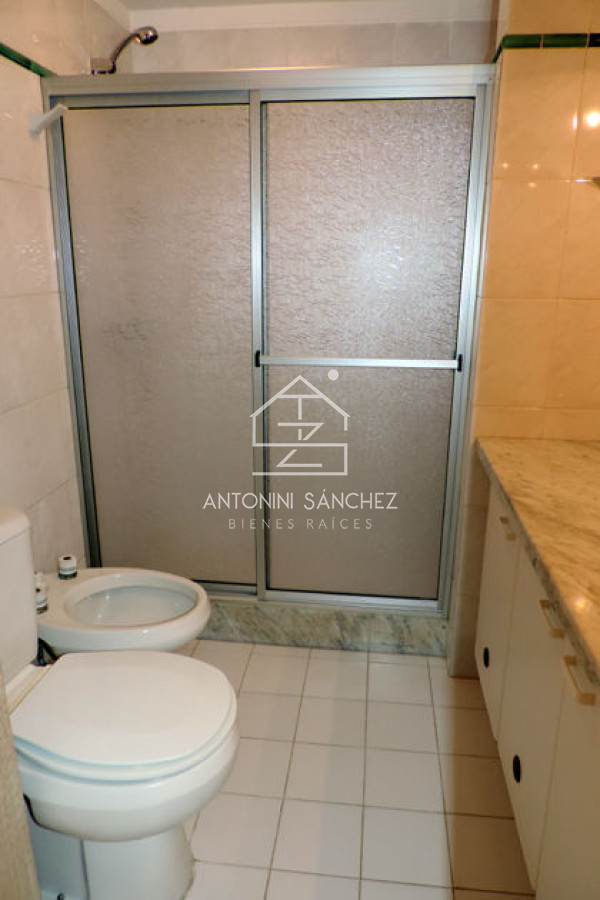 Apartamento ID.2053 - OPORTUNIDAD APARTAMENTO CON EXCELENTES SERVICIOS