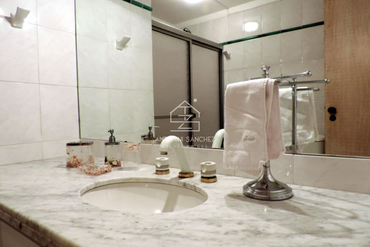 Apartamento ID.2053 - OPORTUNIDAD APARTAMENTO CON EXCELENTES SERVICIOS