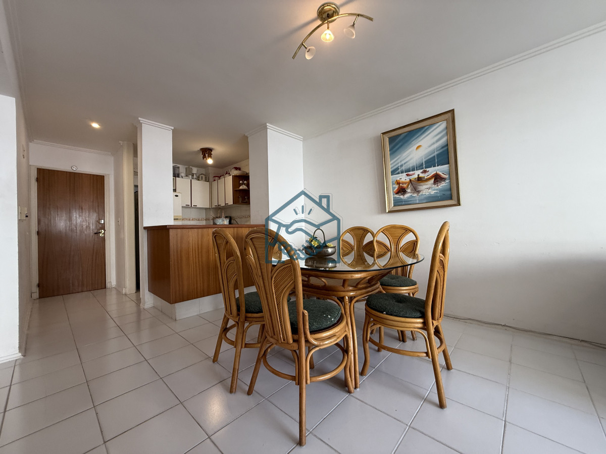 Apartamento ID.1419/ed-Triangulo-con-todos-los-servicios-a-pasos-del--mar - ed Triangulo con todos los servicios a pasos del  mar