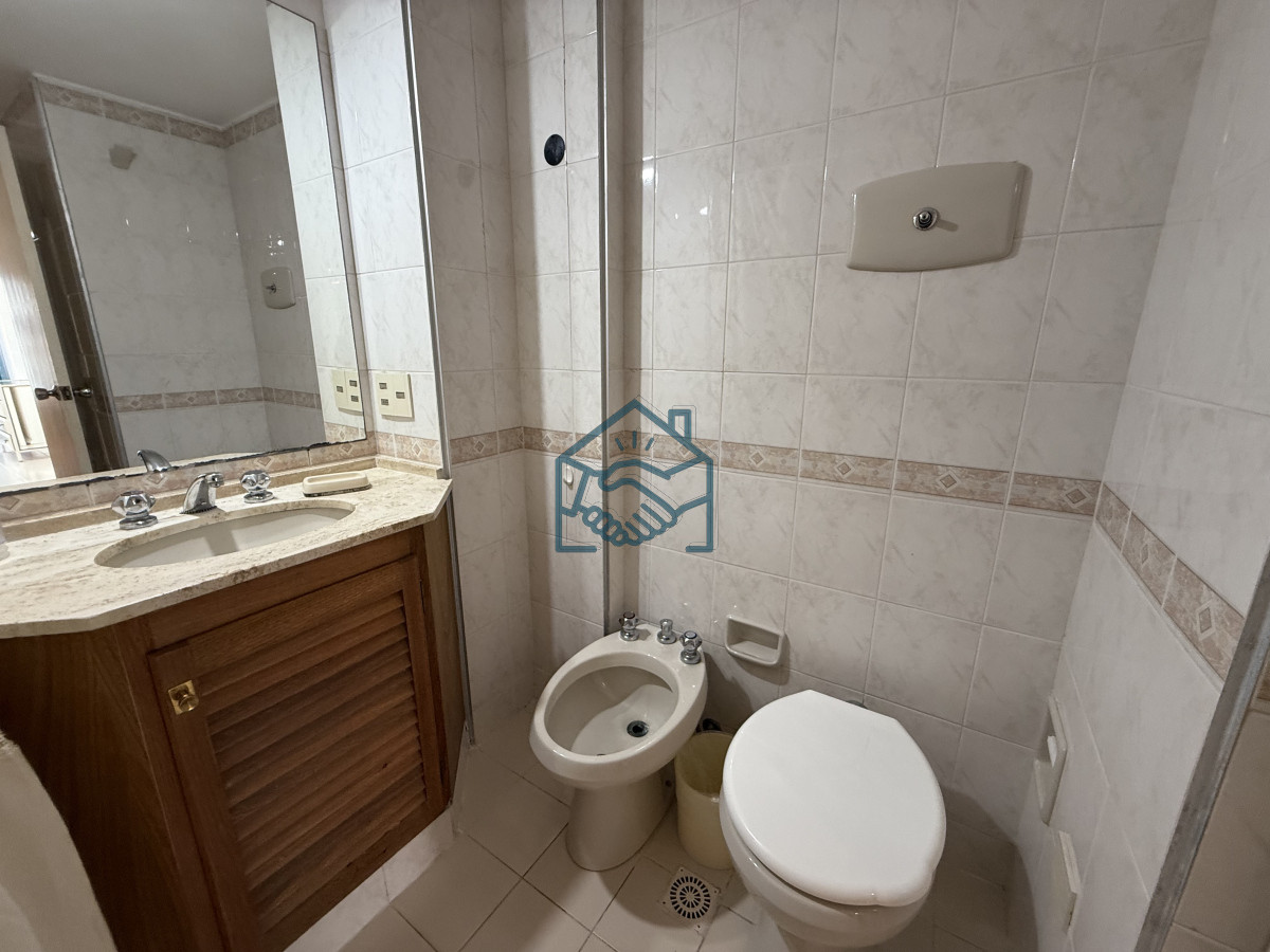 Apartamento ID.1419/ed-Triangulo-con-todos-los-servicios-a-pasos-del--mar - ed Triangulo con todos los servicios a pasos del  mar