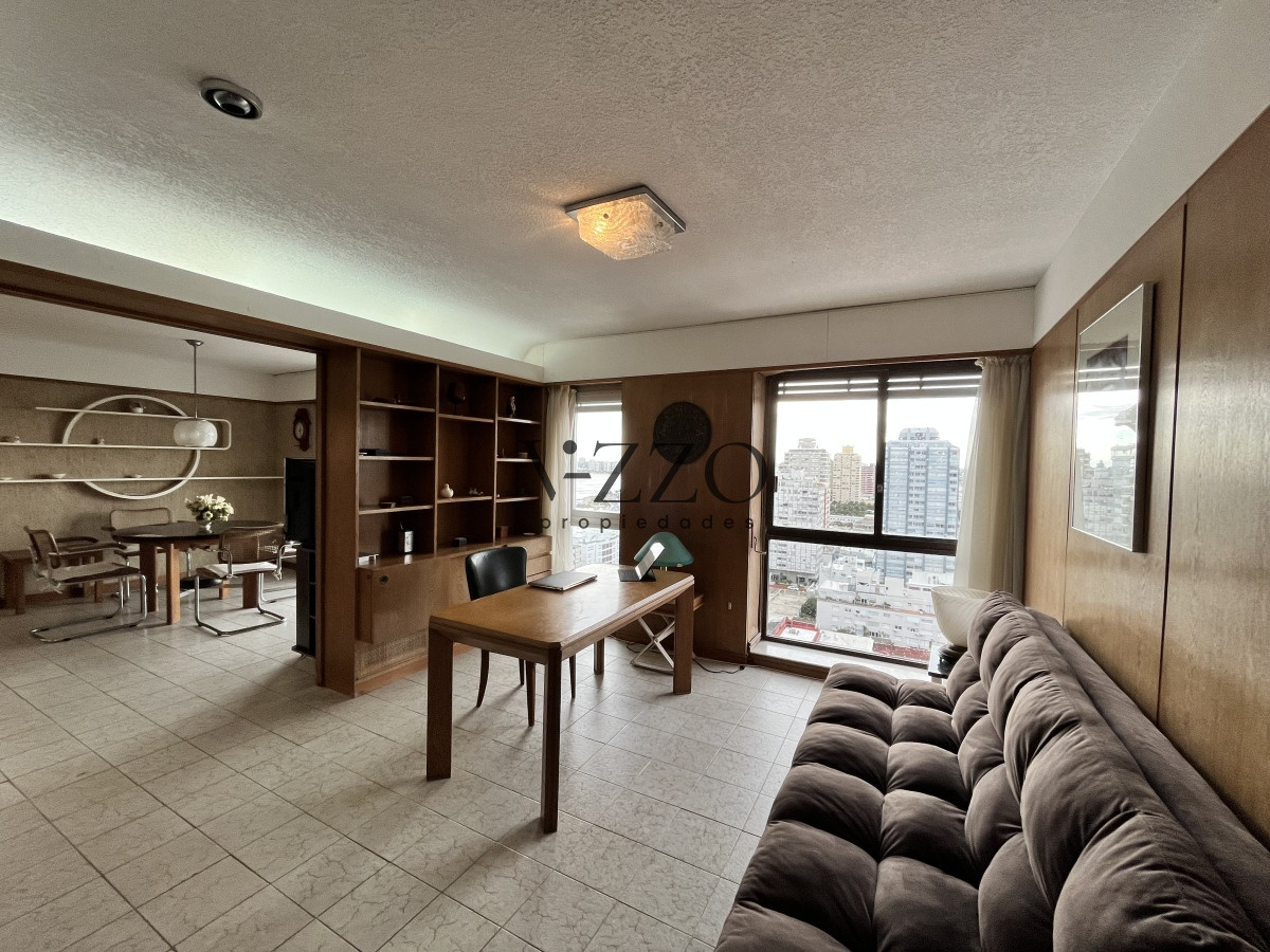 Apartamento ID.721/EN-PLENO-CENTRO-IMPECABLE - EN PLENO CENTRO IMPECABLE