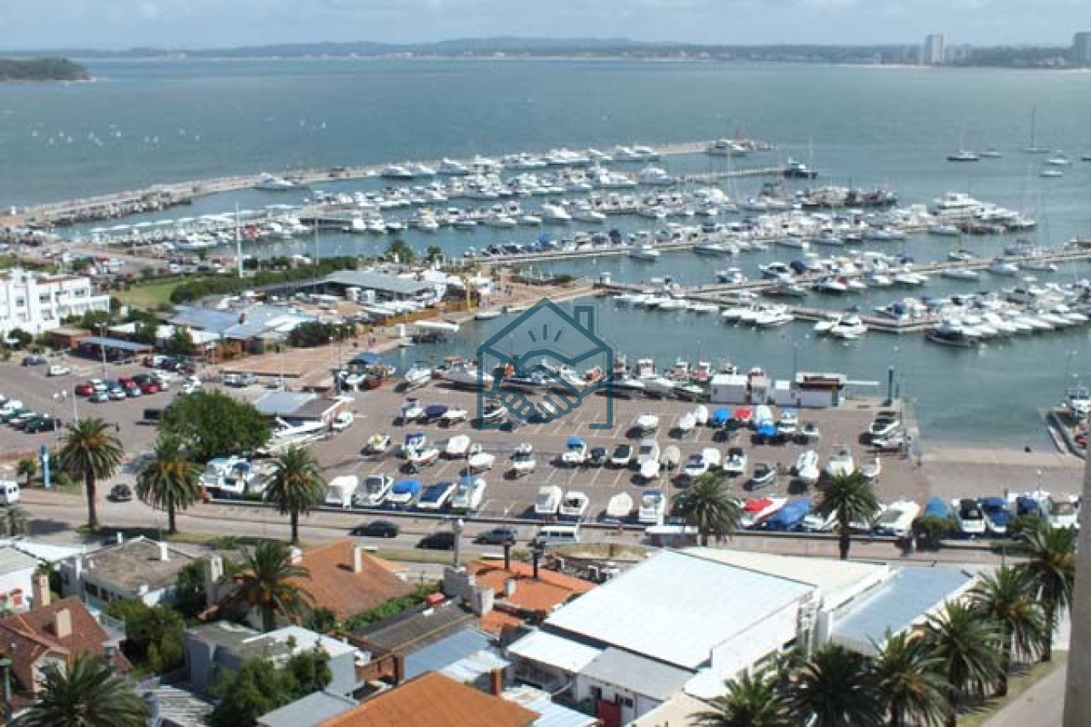 Apartamento ID.726/HERMOSO--CON-VISTA-TOTAL-AL-PUERTO-DIVINO - HERMOSO  CON VISTA TOTAL AL PUERTO DIVINO