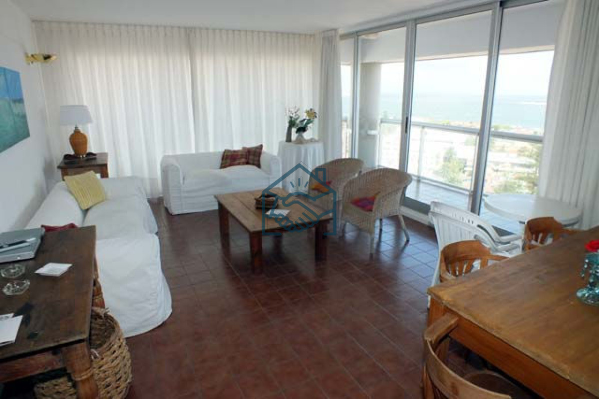 Apartamento ID.726/HERMOSO--CON-VISTA-TOTAL-AL-PUERTO-DIVINO - HERMOSO  CON VISTA TOTAL AL PUERTO DIVINO