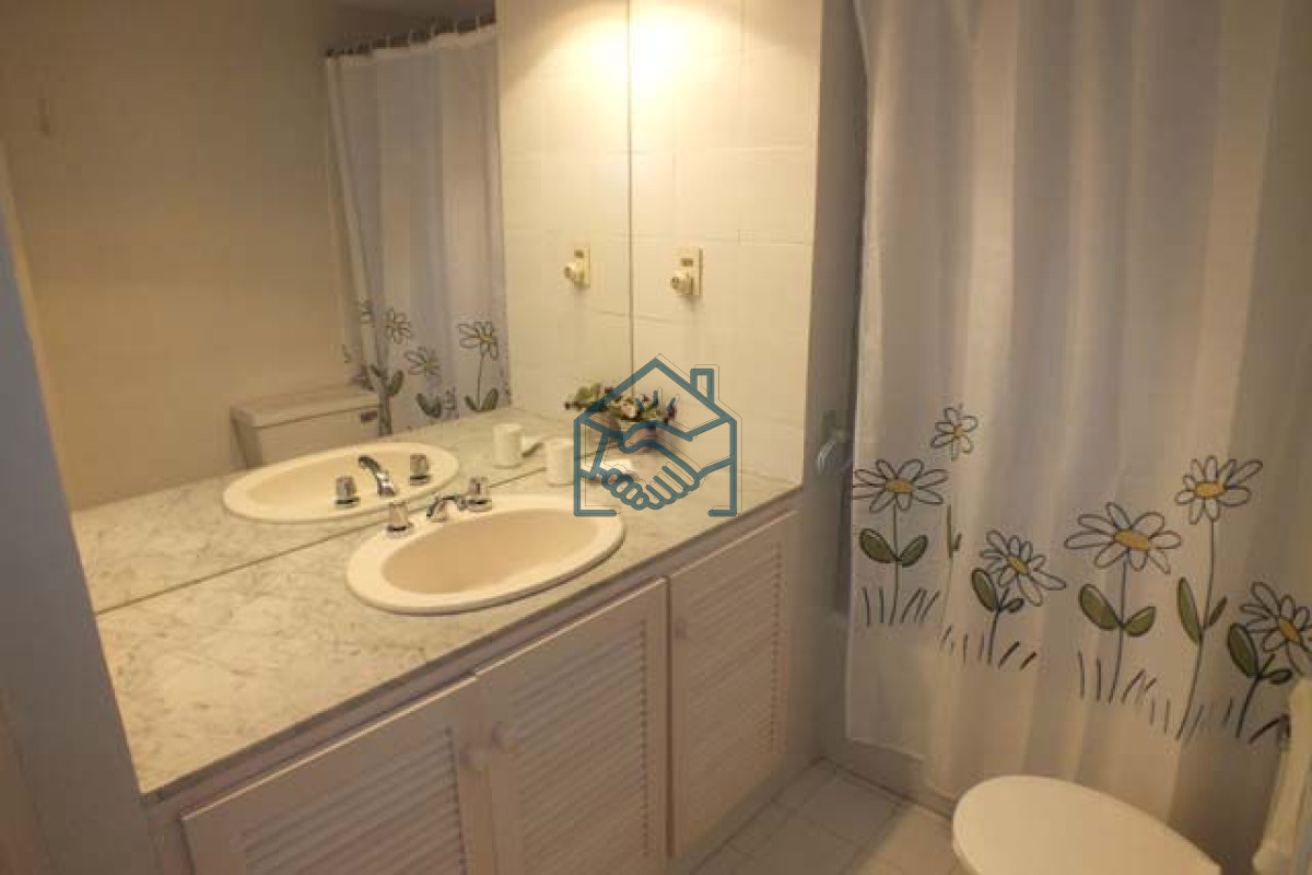 Apartamento ID.726/HERMOSO--CON-VISTA-TOTAL-AL-PUERTO-DIVINO - HERMOSO  CON VISTA TOTAL AL PUERTO DIVINO