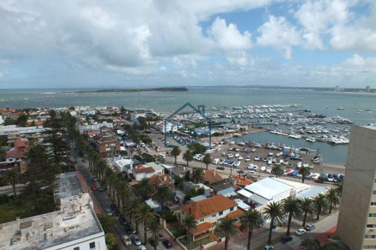 Apartamento ID.726/HERMOSO--CON-VISTA-TOTAL-AL-PUERTO-DIVINO - HERMOSO  CON VISTA TOTAL AL PUERTO DIVINO