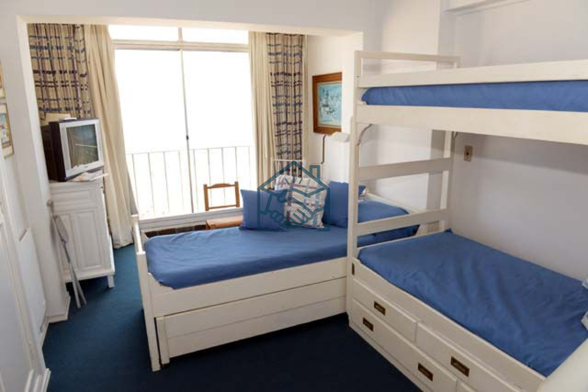 Apartamento ID.1238/Apartamento-en-Peninsula,-4-dormitorios-- - Apartamento en Peninsula, 4 dormitorios  