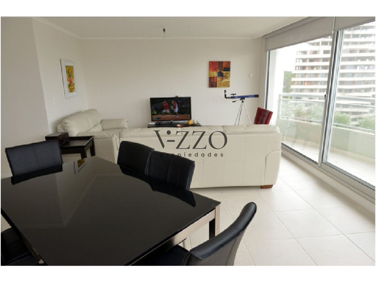 Apartamento ID.1331/Roosevelt,-Punta-del-Este-Piso-alto-con-Vista-al-Mar!-,-cómodo-y-muy-Luminoso-.-Modenos-muebles!-- - Roosevelt, Punta del Este Piso alto con Vista al Mar! , cómodo y muy Luminoso . Modenos muebles!  