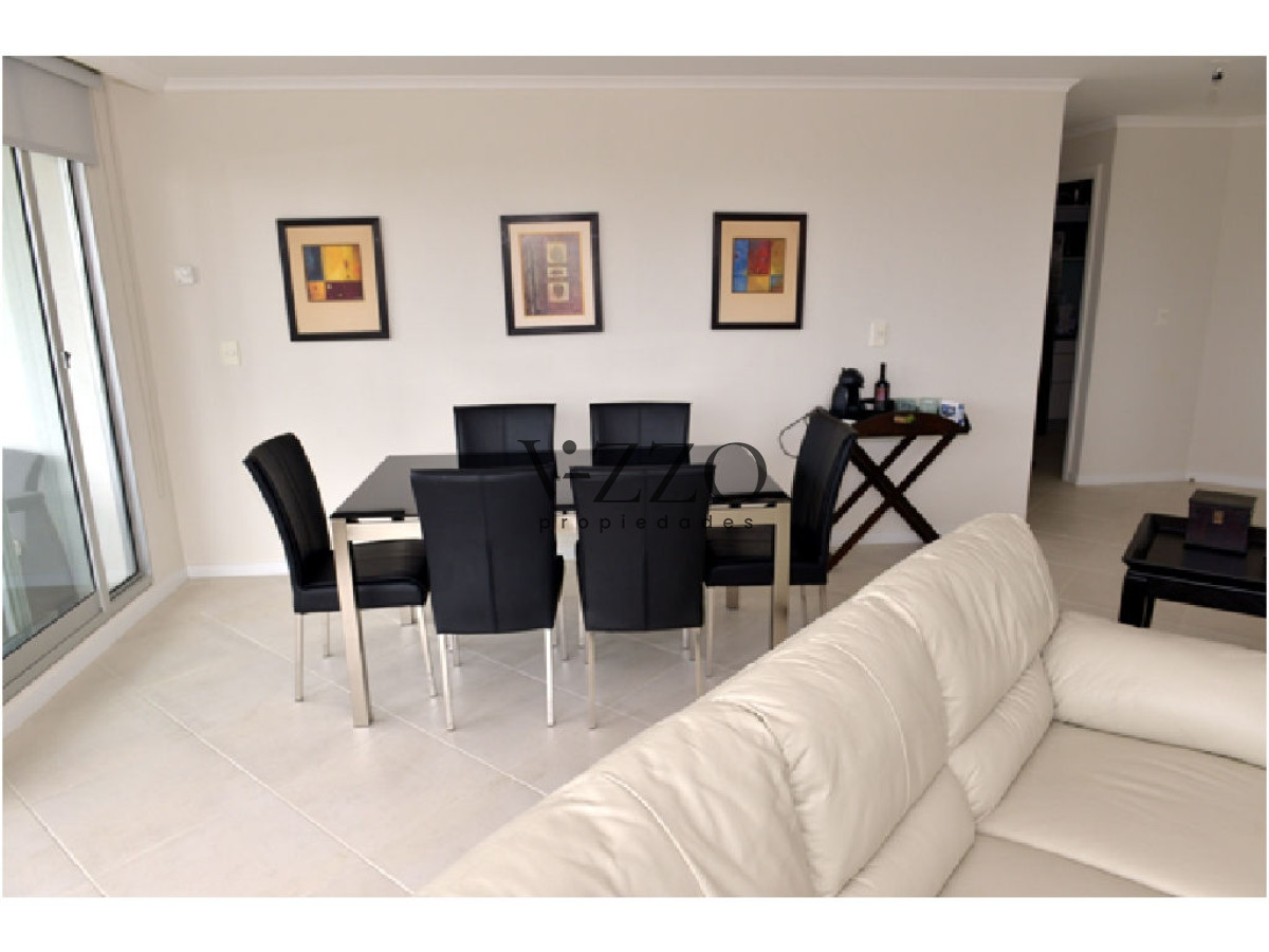 Apartamento ID.1331/Roosevelt,-Punta-del-Este-Piso-alto-con-Vista-al-Mar!-,-cómodo-y-muy-Luminoso-.-Modenos-muebles!-- - Roosevelt, Punta del Este Piso alto con Vista al Mar! , cómodo y muy Luminoso . Modenos muebles!  