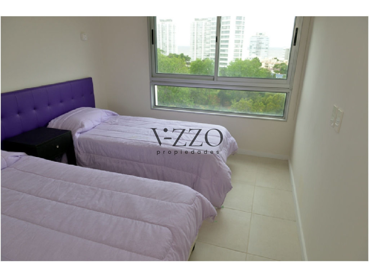 Apartamento ID.1331/Roosevelt,-Punta-del-Este-Piso-alto-con-Vista-al-Mar!-,-cómodo-y-muy-Luminoso-.-Modenos-muebles!-- - Roosevelt, Punta del Este Piso alto con Vista al Mar! , cómodo y muy Luminoso . Modenos muebles!  