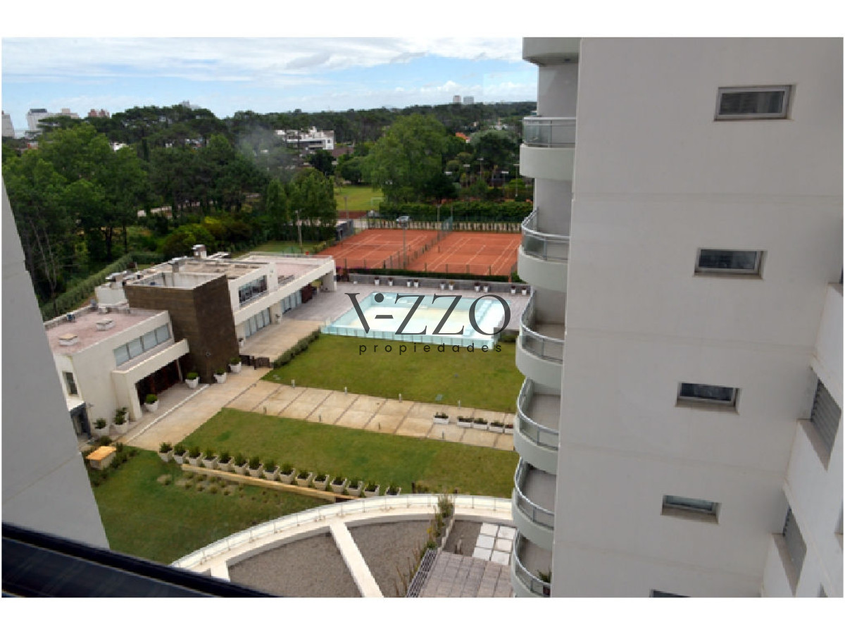 Apartamento ID.1331/Roosevelt,-Punta-del-Este-Piso-alto-con-Vista-al-Mar!-,-cómodo-y-muy-Luminoso-.-Modenos-muebles!-- - Roosevelt, Punta del Este Piso alto con Vista al Mar! , cómodo y muy Luminoso . Modenos muebles!  
