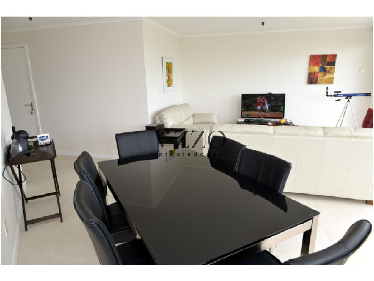 Apartamento ID.1331/Roosevelt,-Punta-del-Este-Piso-alto-con-Vista-al-Mar!-,-cómodo-y-muy-Luminoso-.-Modenos-muebles!-- - Roosevelt, Punta del Este Piso alto con Vista al Mar! , cómodo y muy Luminoso . Modenos muebles!  