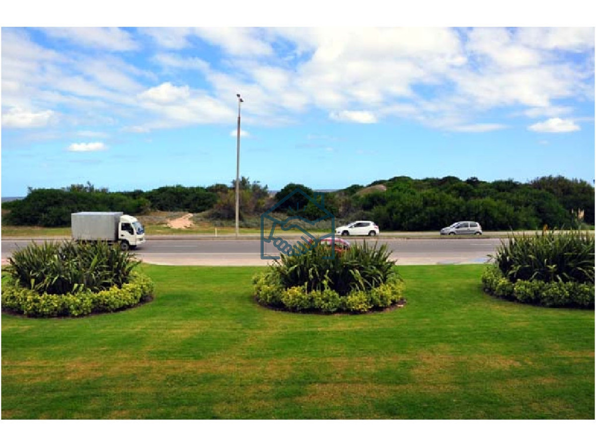 Apartamento ID.1365/*Apartamento-en-Brava,-3-dormitorios-- - *Apartamento en Brava, 3 dormitorios  